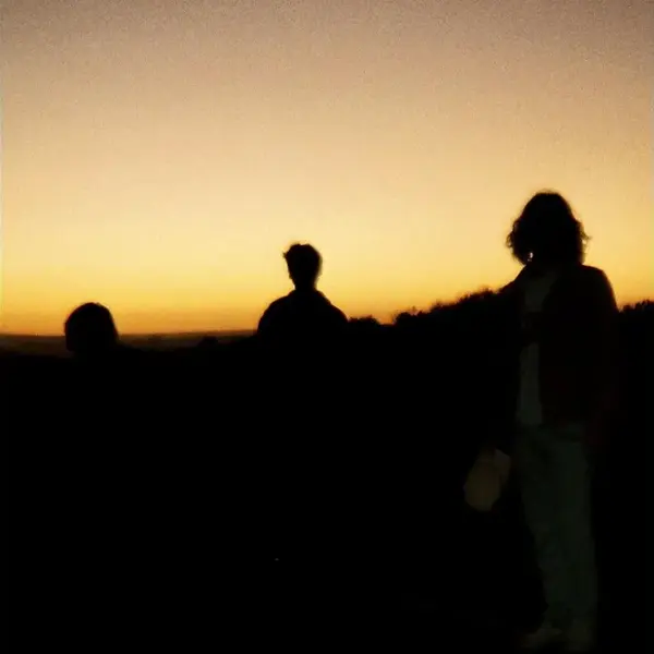DAY WE RAN - PIHA LOUNGING
